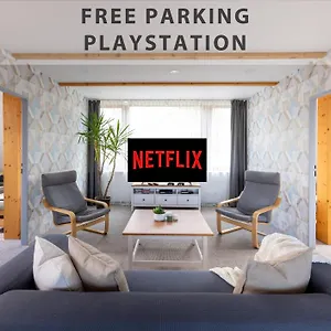 Plzenska 465 Free Parking & Ps3 Апартаменты Прага